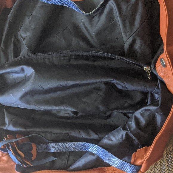 DIMONI LEATHER BAG, Beautiful Orange Color-----LOWERED PRICE - Picture 4 of 13